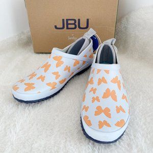 JBU Bumblebee Garden-Ready Shoes, Butterfly Print, Size 8